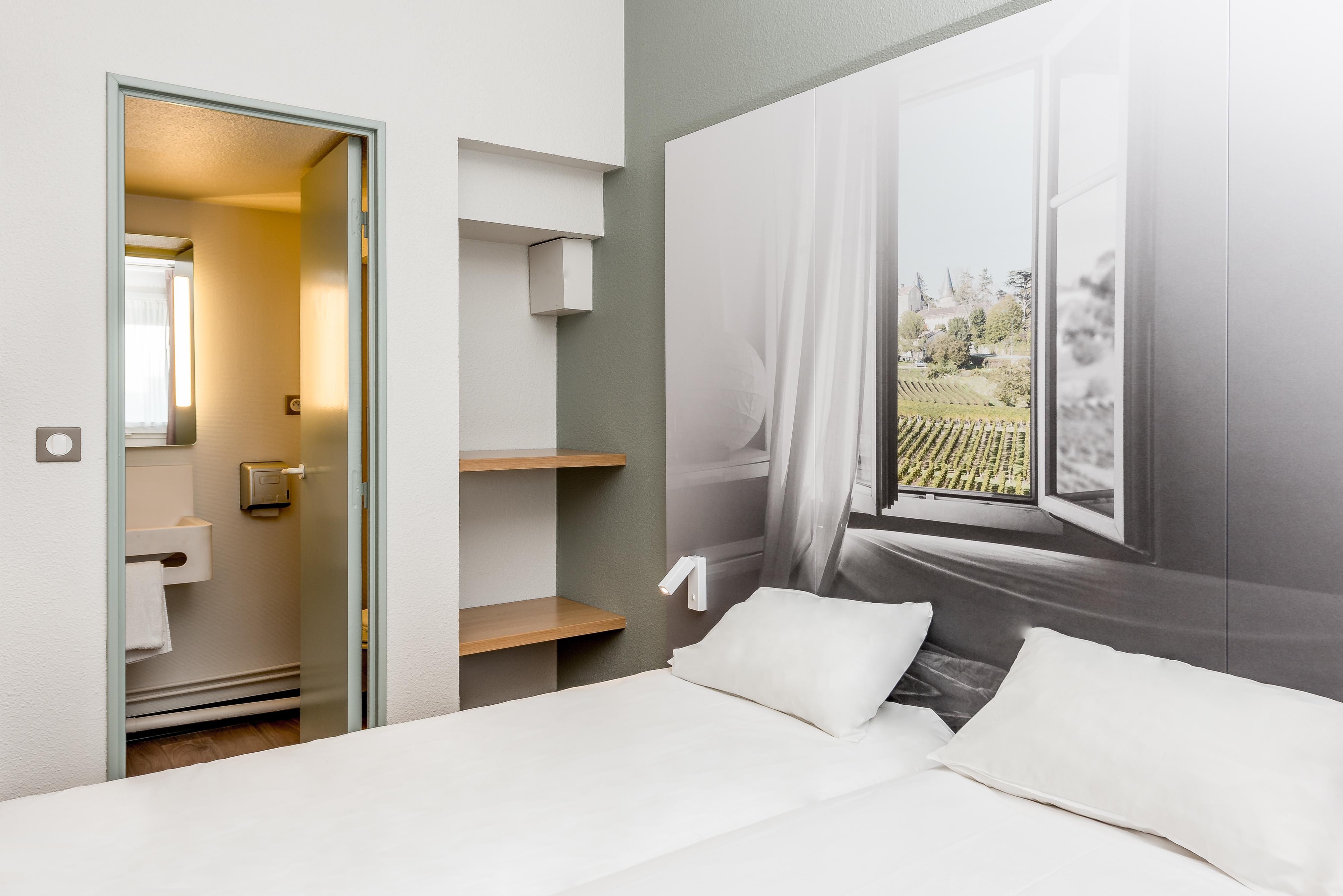 B&B Hotel Bordeaux Merignac Hotel De Ville Exterior photo