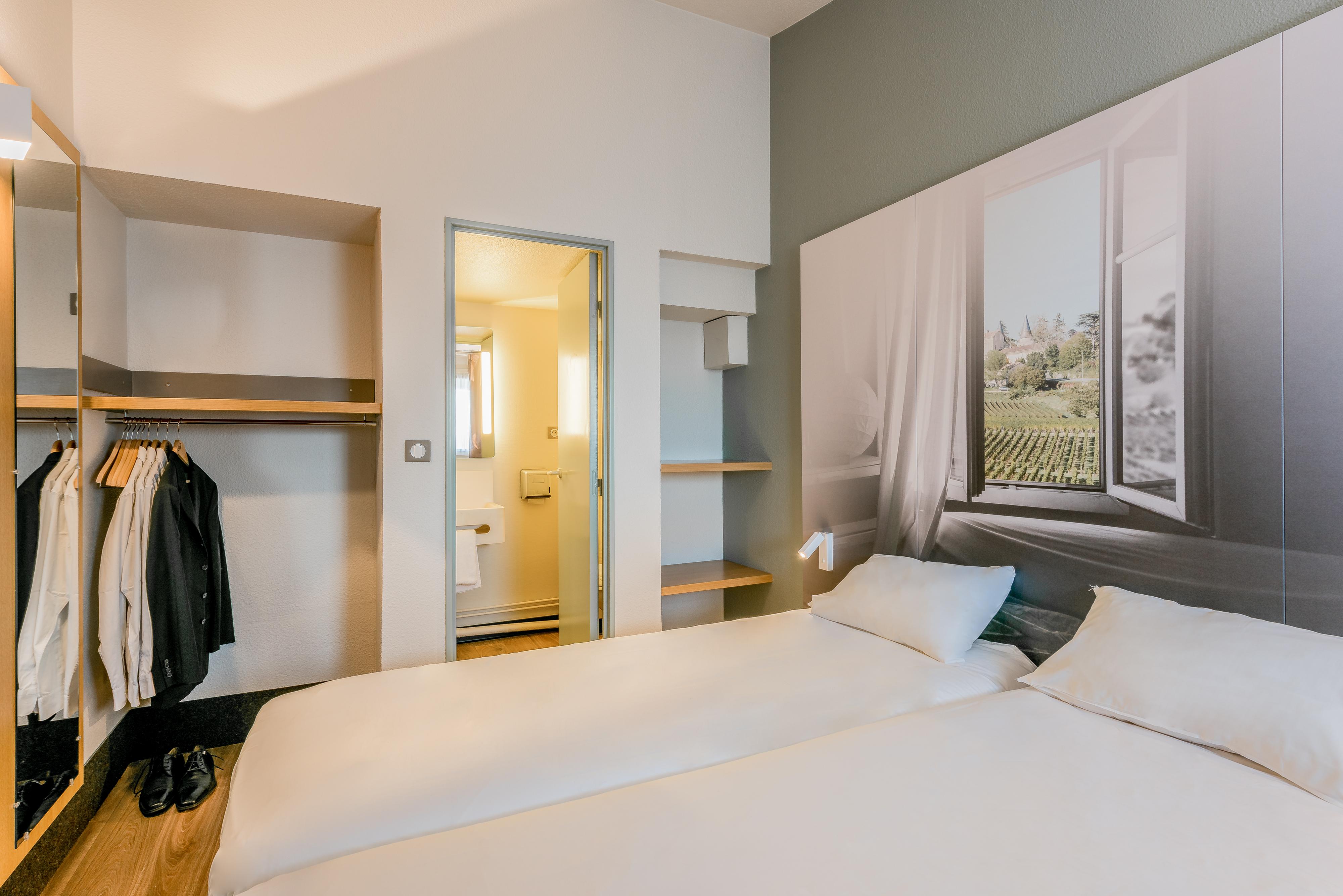 B&B Hotel Bordeaux Merignac Hotel De Ville Exterior photo