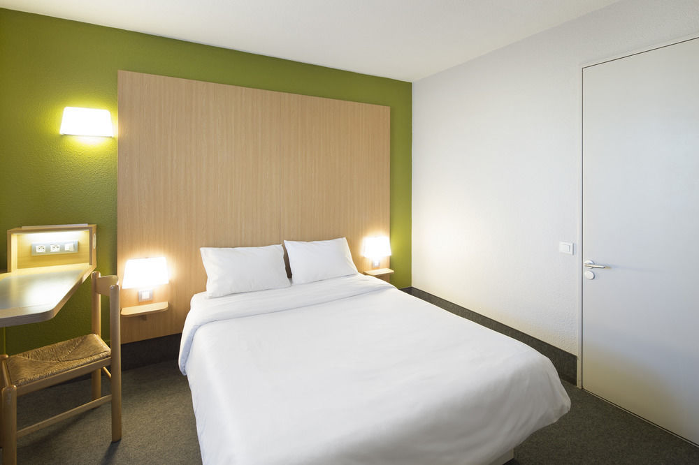 B&B Hotel Bordeaux Merignac Hotel De Ville Exterior photo